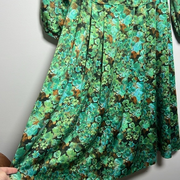 Merlis 3/4” Sleeve Silk-like Floral Dress Bubble Sleeve - Picture 7 of 7